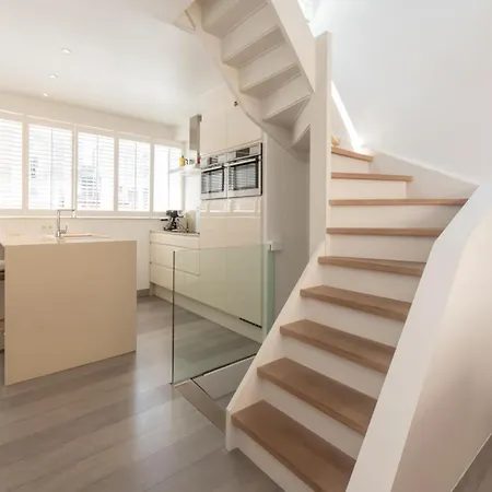 Holiday Home In Ostend Near Beach Promenade Ostende
