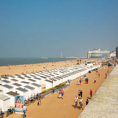 Сasa de vacaciones Holiday Home In Ostend Near Beach Promenade