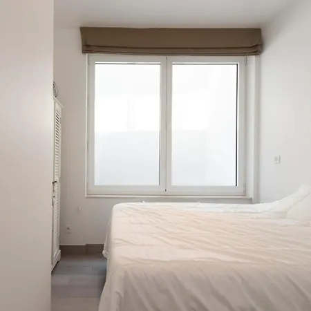 Сasa de vacaciones Holiday Home In Ostend Near Beach Promenade Ostende